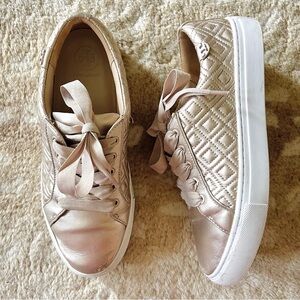 Tory Burch Marion Quilted Leather Lace Up Sneakers In Metallic Rose Gold Sz 7.5
